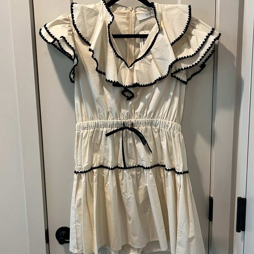 NWT Eb Luxe Ruffle Charming Cream Mini Dress with Black Trim L